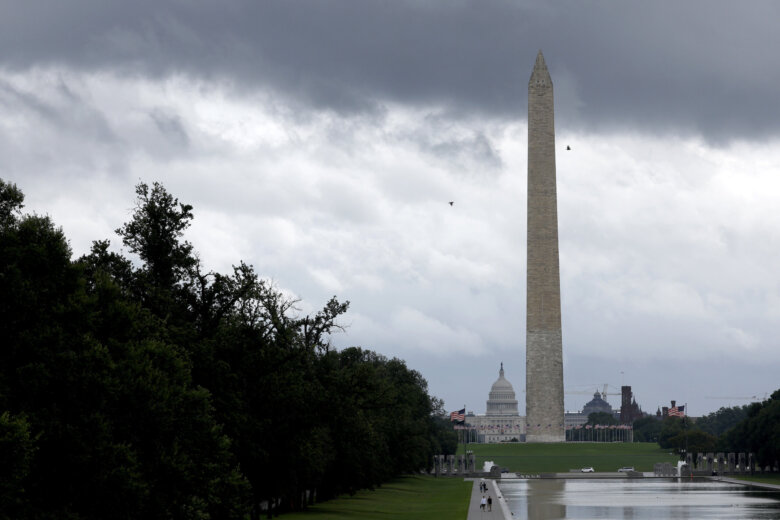 DC area faces rare risk for tornadoes, damaging winds Monday