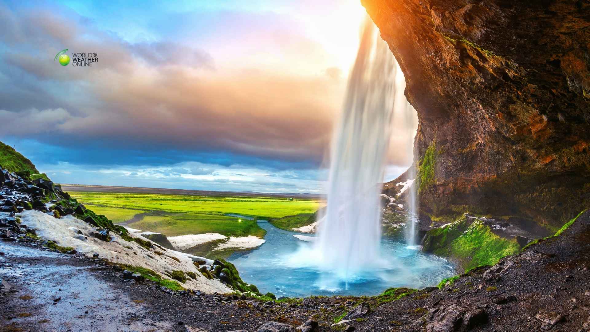 Iceland in Late Spring: Waterfalls, Midnight Sun & Unpredictable Skies