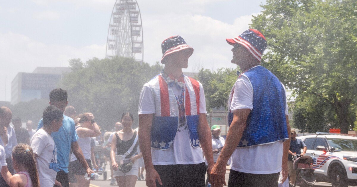 Extreme heat disrupts some Fourth of July festivities